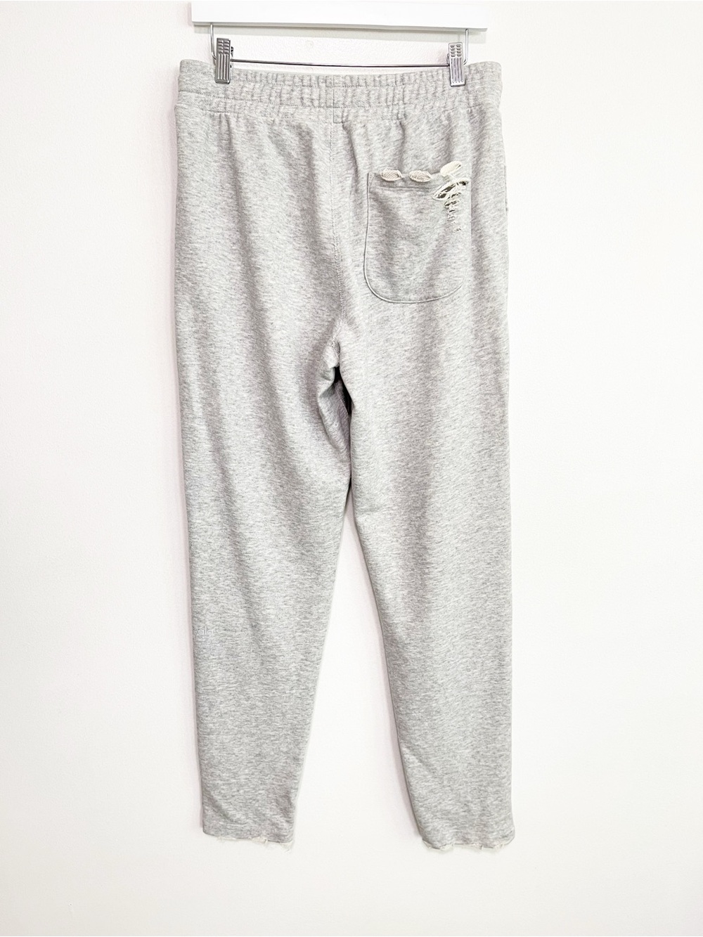 BOGO! ALO Yoga Distressed Ripped Sweatpants Heather Gray Size Large - Picture 7 of 10